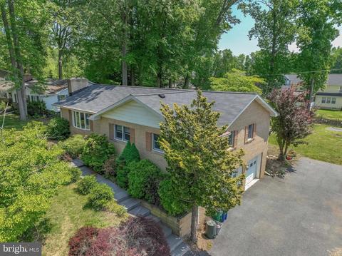427 Woodcrest Dr, Aberdeen, MD 21001