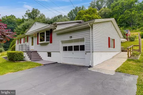 2626 Friendship Rd, Fallston, MD 21047