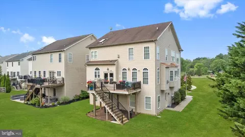 1 Fallston View Ct, Fallston, MD 21047 photo 2