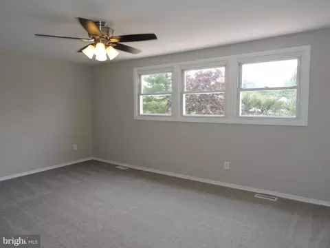 676 Shore Dr, Joppa, MD 21085 photo 26