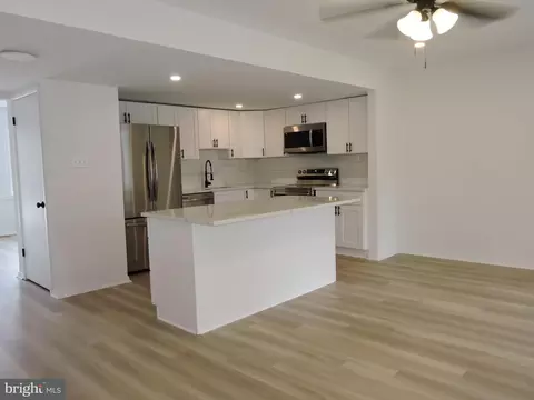 676 Shore Dr, Joppa, MD 21085 photo 13