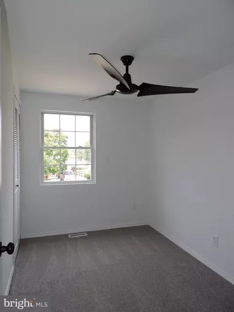 676 Shore Dr, Joppa, MD 21085 photo 29