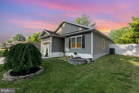 1409 Mandeville Ln, Joppa, MD 21085 photo 2