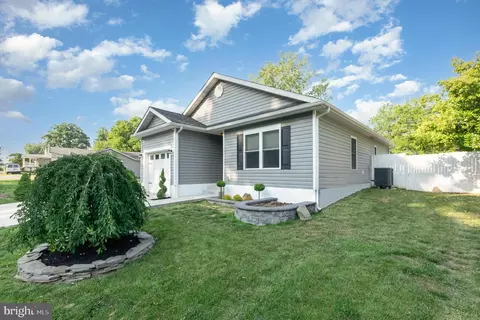 1409 Mandeville Ln, Joppa, MD 21085 photo 4
