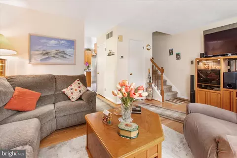 203 Stillmeadow Dr, Joppa, MD 21085 photo 3