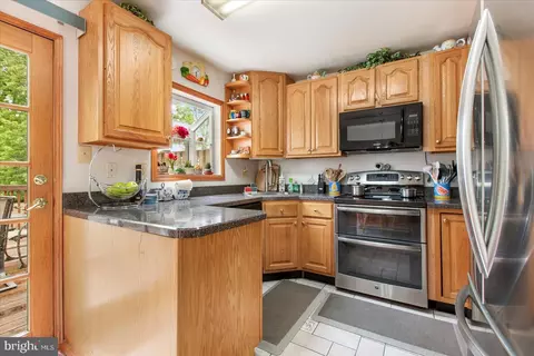 203 Stillmeadow Dr, Joppa, MD 21085 photo 7