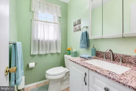 203 Stillmeadow Dr, Joppa, MD 21085 photo 6
