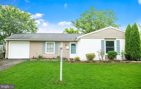 715 Falconer Rd, Joppa, MD 21085 photo 2