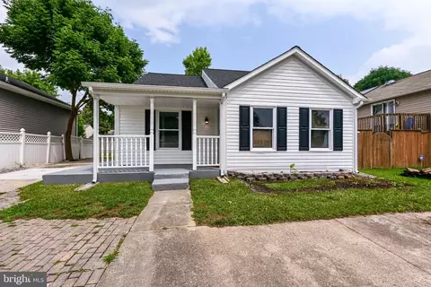 898 Avon Dr, Aberdeen, MD 21001