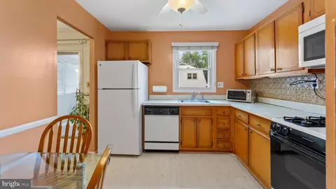 207 Kane Ct, Joppa, MD 21085 photo 4