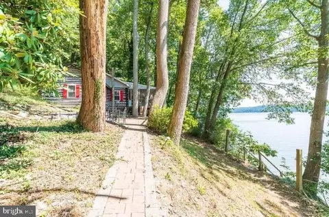 4500 Lakeshore N, Whiteford, MD 21160