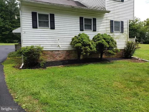2247 Engle Rd, Fallston, MD 21047 photo 2