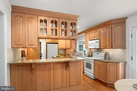 2218 Queensbury Dr, Fallston, MD 21047 photo 8