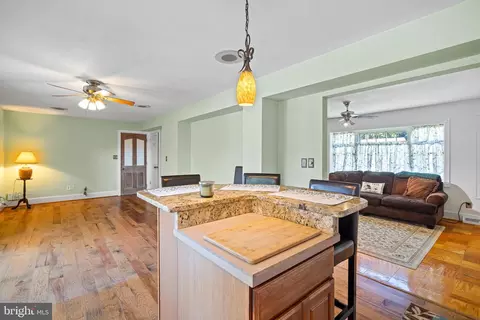 416 Hardin Dr, Joppa, MD 21085 photo 9