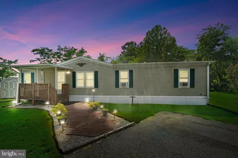 93 Waterview Way, Edgewood, MD 21040