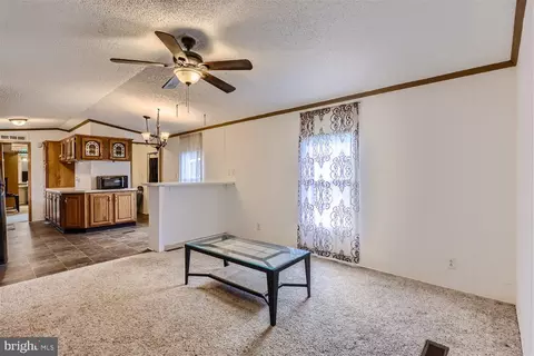 1989 Chipper Dr, Edgewood, MD 21040