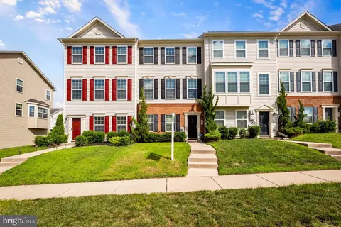 813 Wingsail Ct, Joppa, MD 21085 photo 3