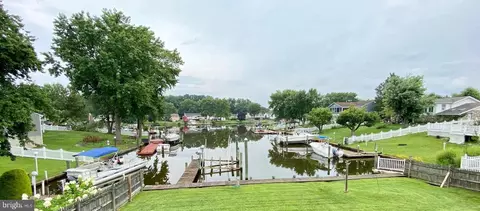 745 Shore Dr, Joppa, MD 21085 photo 1
