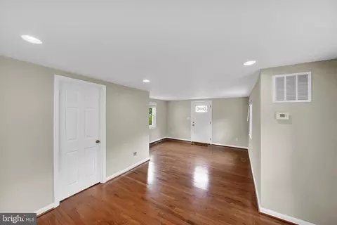 414 Dembytown Rd, Joppa, MD 21085 photo 8