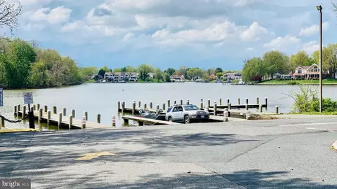 690 Shore Dr, Joppa, MD 21085 photo 24