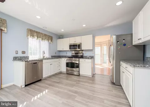 706 Brooke Ct, Joppa, MD 21085 photo 3