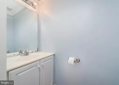 706 Brooke Ct, Joppa, MD 21085 photo 9