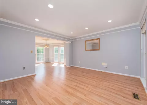 706 Brooke Ct, Joppa, MD 21085 photo 2