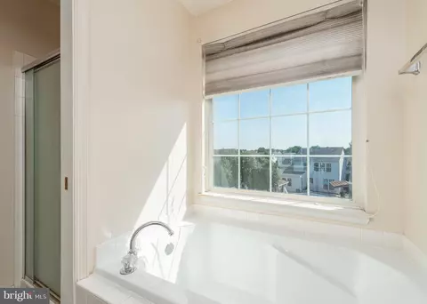 706 Brooke Ct, Joppa, MD 21085 photo 14