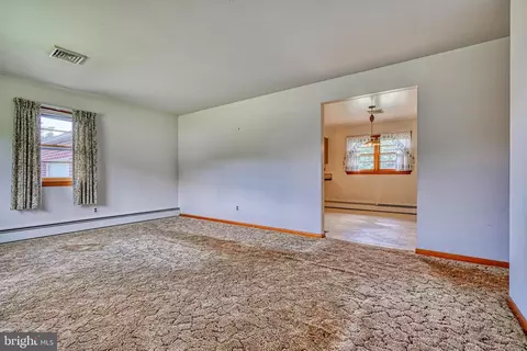 1509 Philadelphia Rd, Joppa, MD 21085 photo 8