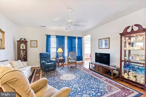 1406 J Joppa Forest Dr, Joppa, MD 21085 photo 3