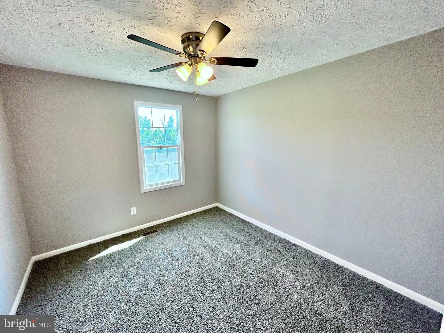 827 Clover Leaf Ct, Edgewood, MD 21040 photo 23