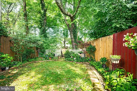 693 Towne Center Dr, Joppa, MD 21085 photo 24