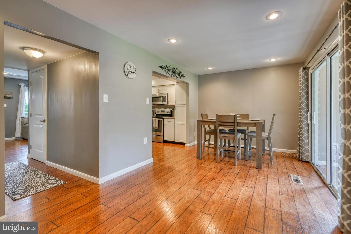 624 Shore Dr, Joppa, MD 21085 photo 6