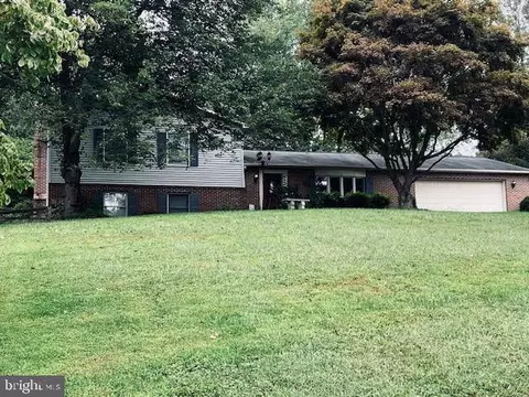 2104 Appaloosa Dr, Fallston, MD 21047