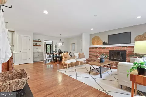 2106 Buell Dr, Fallston, MD 21047 photo 4