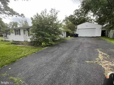 329 Flying Point Rd, Edgewood, MD 21040
