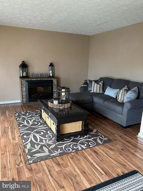 242 Maple Wreath Ct, Abingdon, MD 21009 photo 5