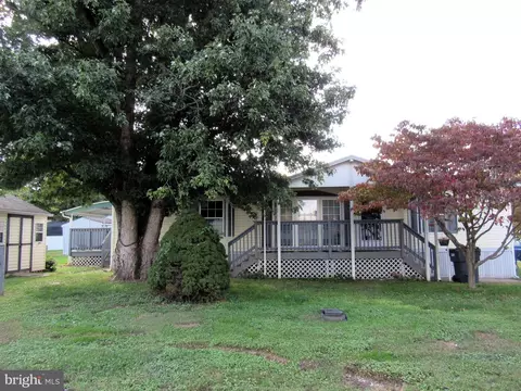 1953 Chipper Dr, Edgewood, MD 21040