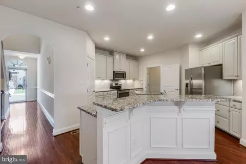 306 Lennox Dr, Fallston, MD 21047 photo 4