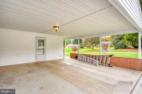 Exterior - 2705 Mede Ct, Fallston, MD 21047 photo 8 of 21