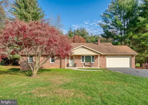 4405 Crompton Ct, White Hall, MD 21161
