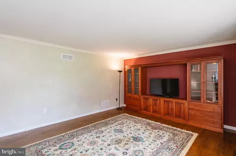 4405 Crompton Ct, White Hall, MD 21161 photo 13