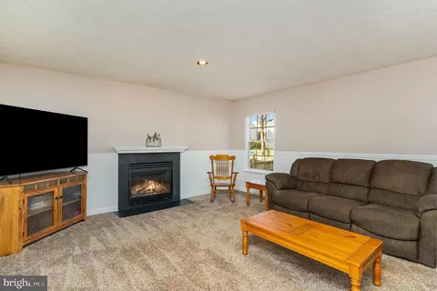 732 Rosecroft Ct, Forest Hill, MD 21050 photo 9