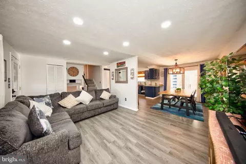 2738 Parallel Path, Abingdon, MD 21009 photo 6
