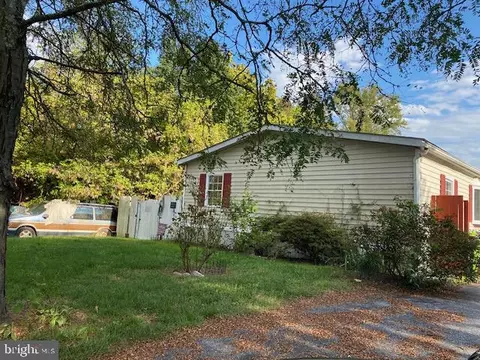 4050 Sharilyn Dr, Abingdon, MD 21009