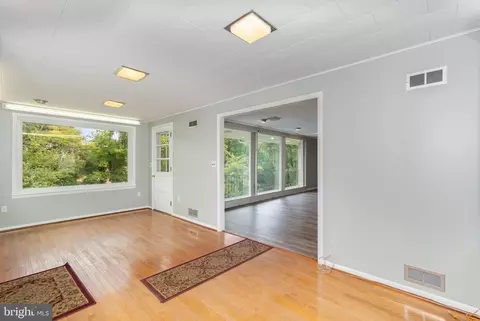 805 Magnolia Rd, Joppa, MD 21085 photo 9