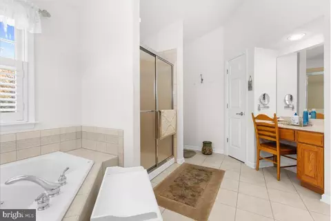 Entry Way - 722 Pyle Rd, Forest Hill, MD 21050 photo 6 of 8