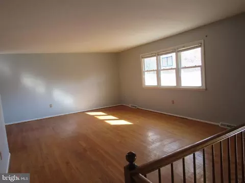 1318 Winding Valley Dr, Joppa, MD 21085 photo 8