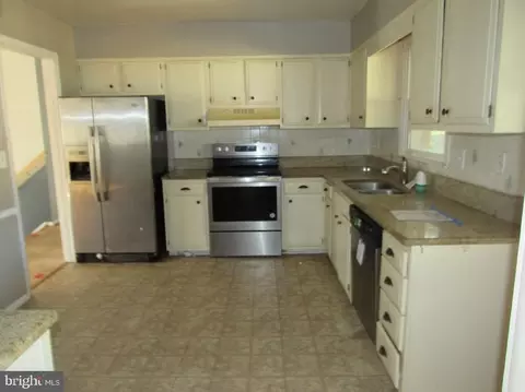1318 Winding Valley Dr, Joppa, MD 21085 photo 11