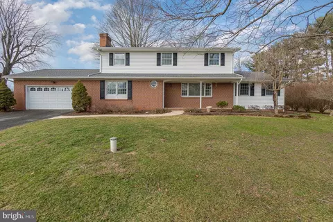 1406 Allvue Ct, Forest Hill, MD 21050